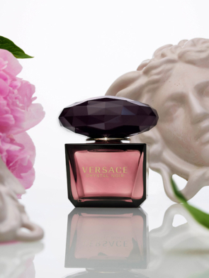 Versace-Crystal-Noir-Eau-De-Toilette-4