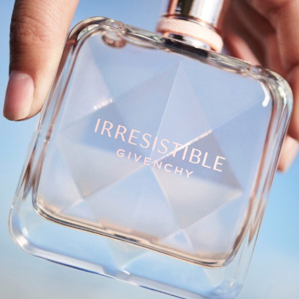 GIVENCHY Irresistible Eau De Parfum