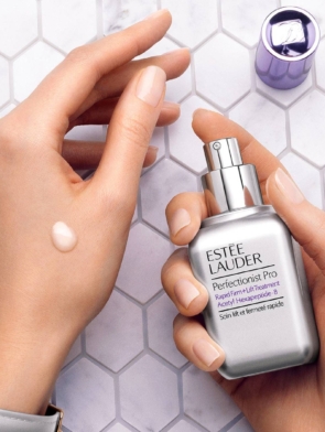 TREATMENT ESTÉE LAUDER PERFECTIONIST PRO FAST AND FIRMING