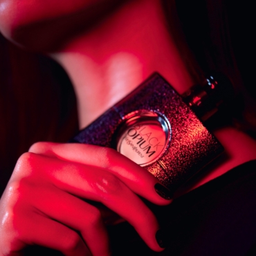 YVES SAINT LAURENT BLACK OPIUM EDP