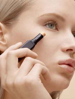 detail_concealer_stick