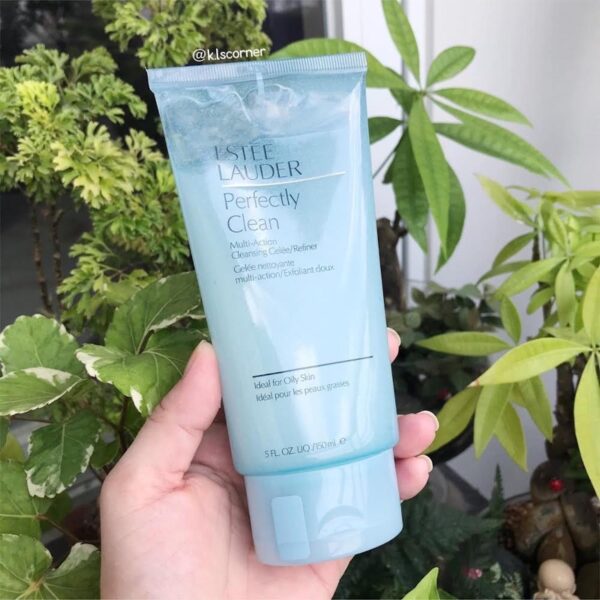 ESTÉE LAUDER PERFECTLY CLEAN MULTI-ACTION CLEANSING FOAM OILY SKIN - Image 2
