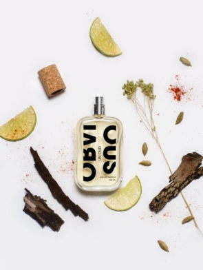 un-oud-vertical-600x838