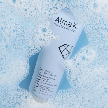 Delicate-cleansing-gel-1-757x1009