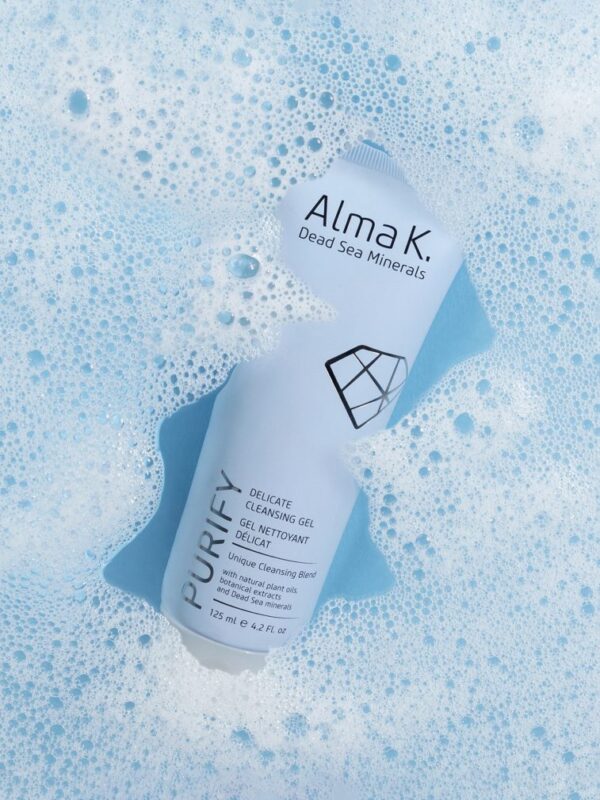 DELICATE CLEANSING GEL - Image 2