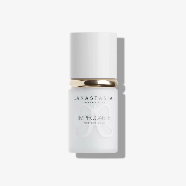 Impeccable 24HR Blurring Matte Setting Spray - Image 4