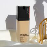 Shiseido Synchro Skin Self-Refreshing Foundation SPF 30 - Image 2